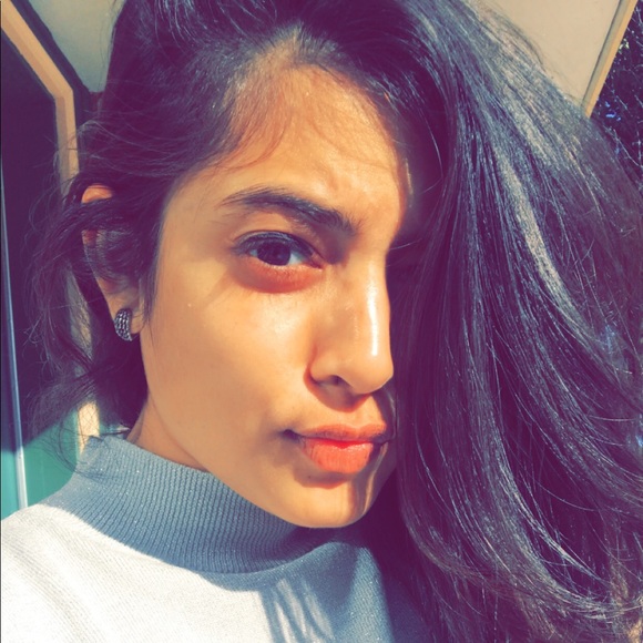 Meet your Posher, Ishani - Picture 1 of 1